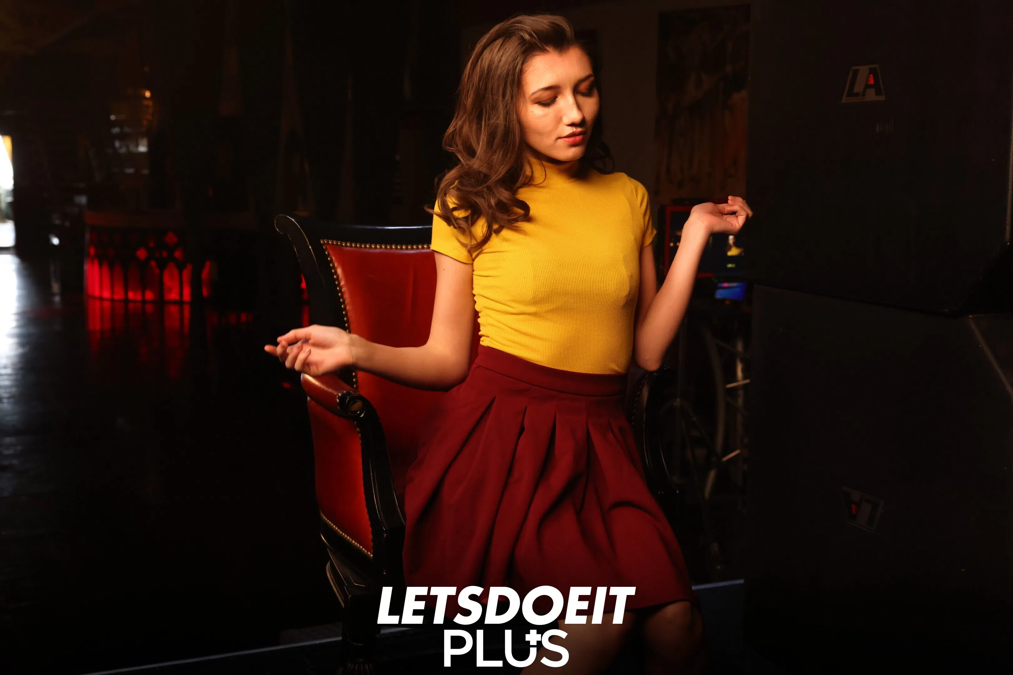 maya-woulfe-lets-doe-it-plus-171863 Of Page 4-16.webp