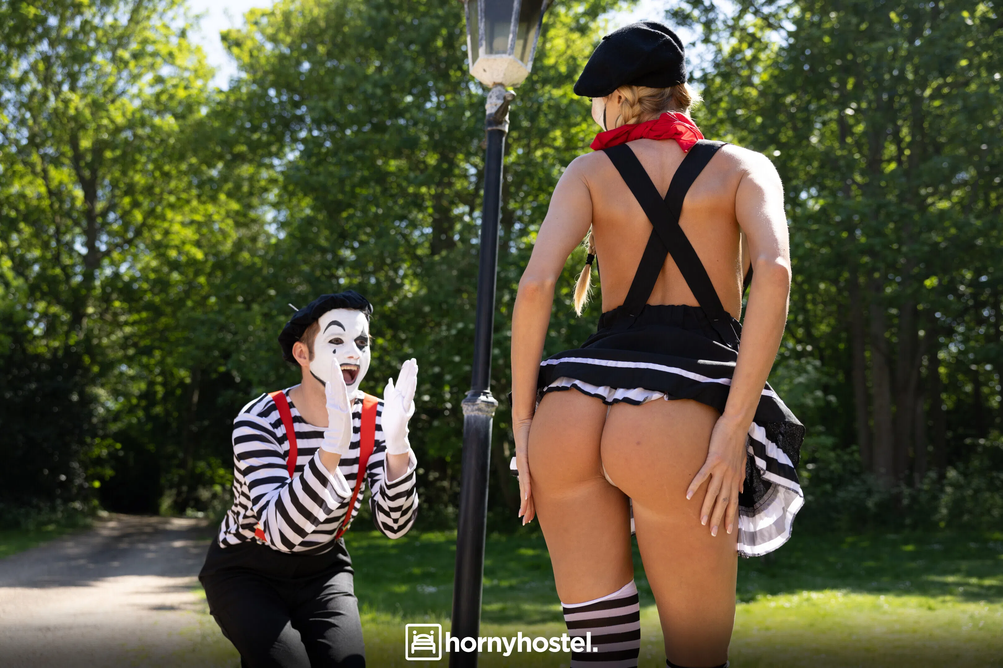 yasmina-khan-frances-bentley-horny-hostel-189909 Of Page 1-1.webp