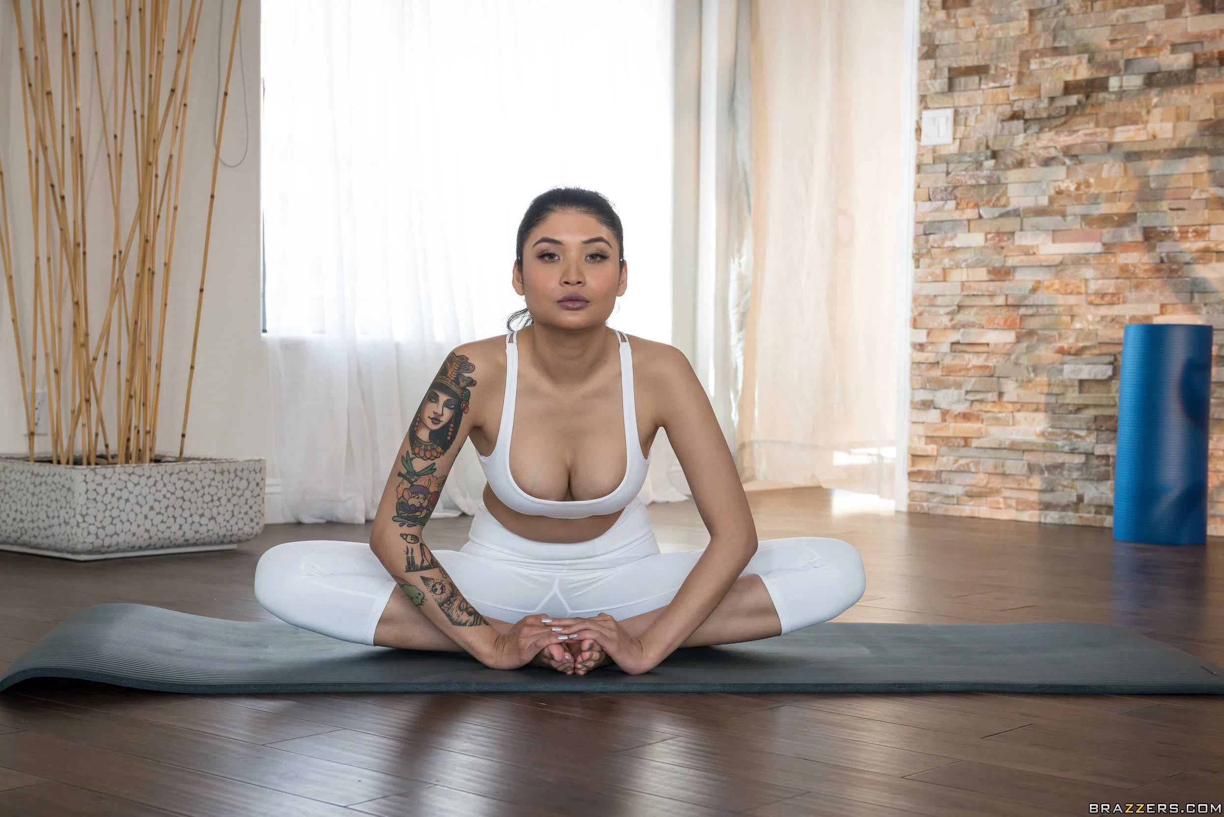 abella-danger-brenna-sparks-hot-and-mean-43374 Of Page 1-3.webp