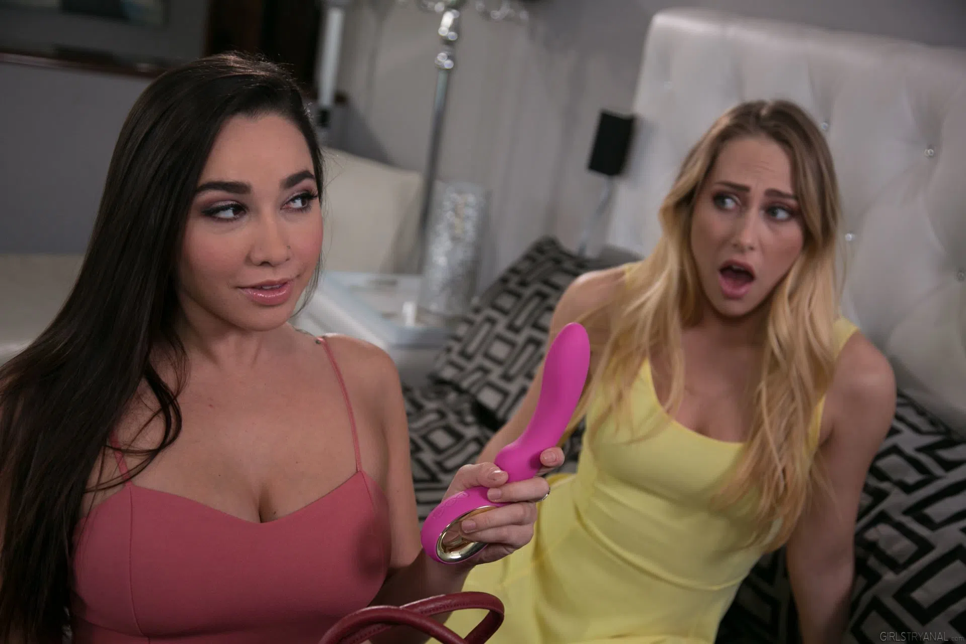 carter-cruise-karlee-grey-girls-try-anal-36308 Of Page 1-1.webp