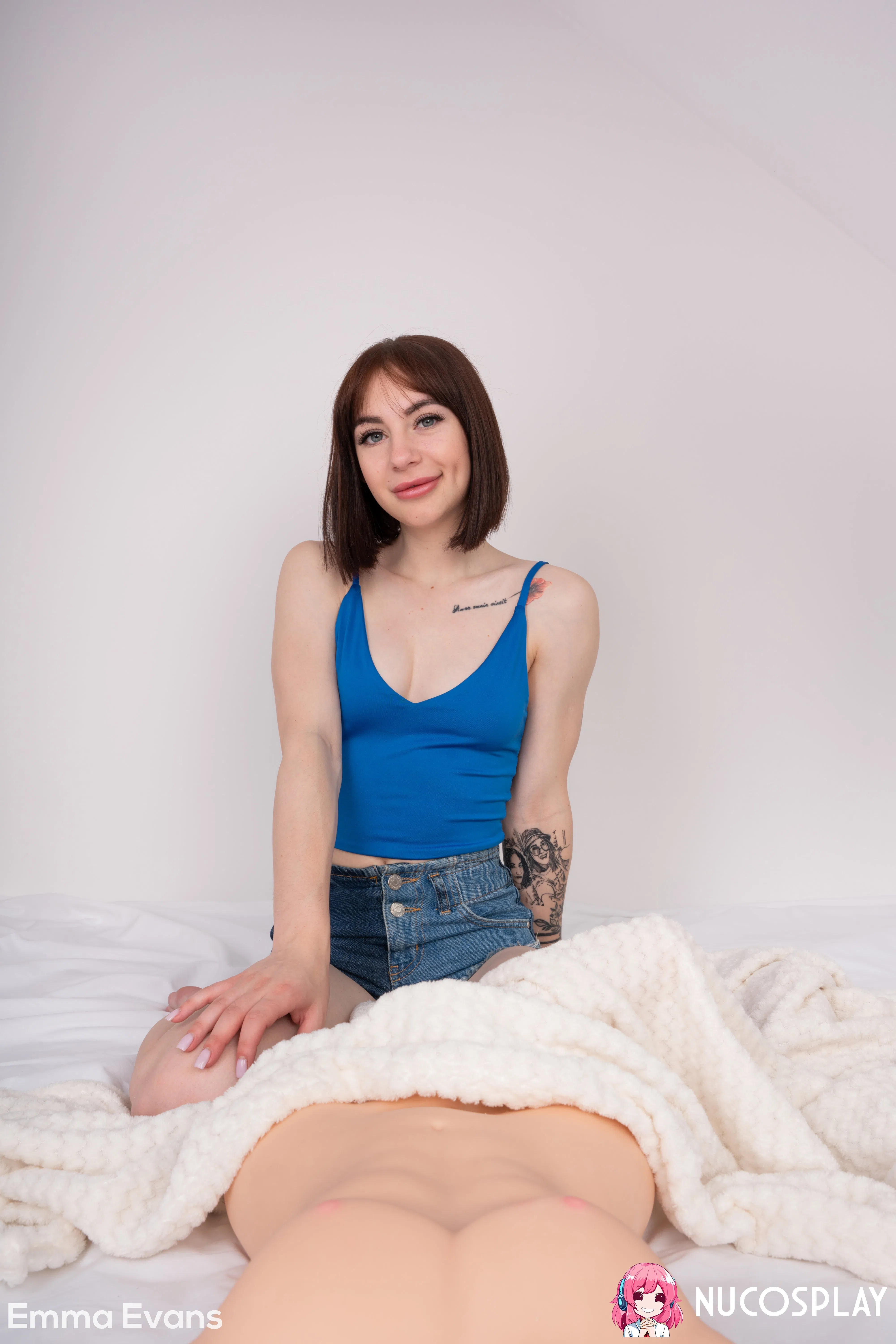 emma-evans-suck-me-vr-150547 Of Page 1-1.webp