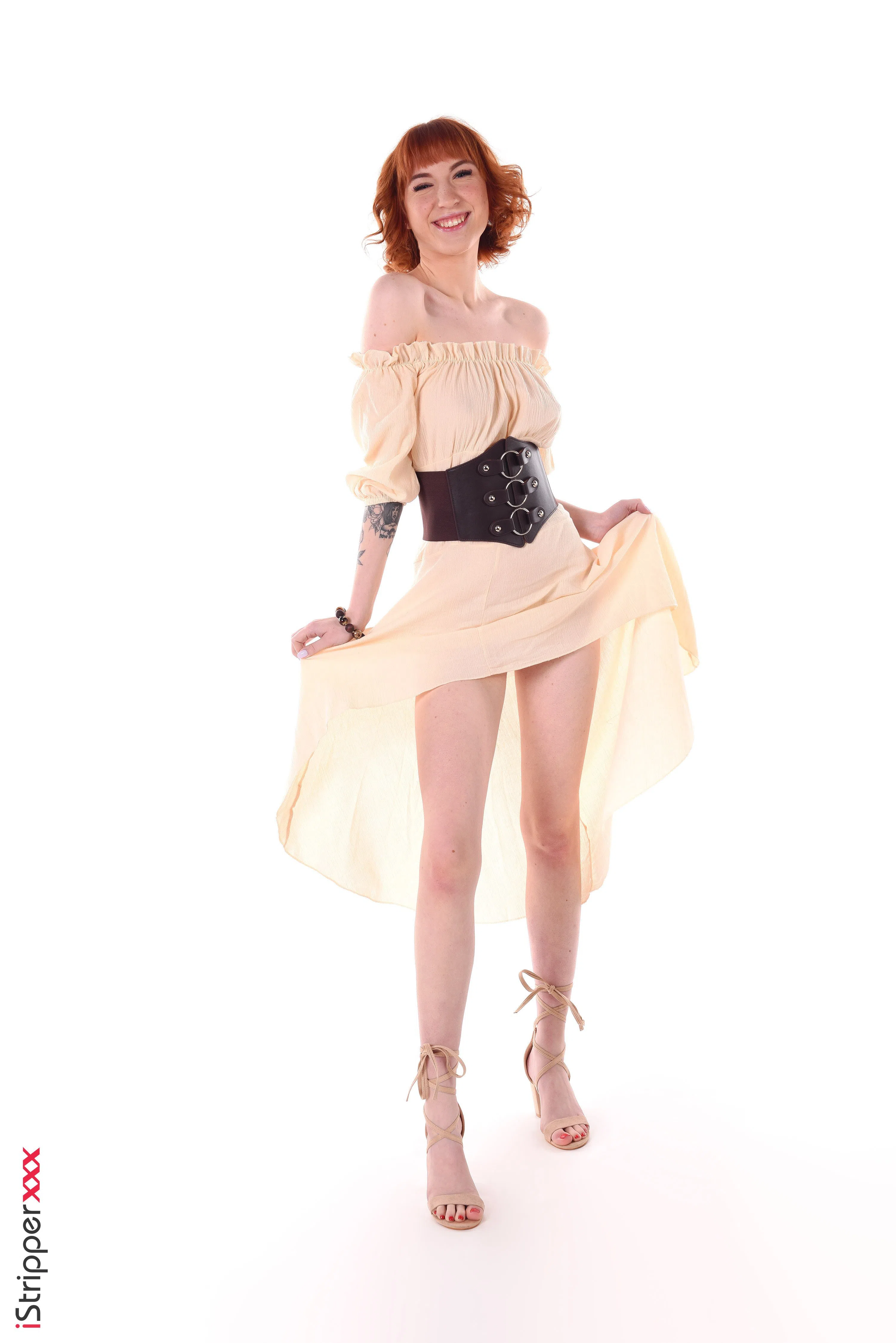 lilly-mays-istripper-162613 Of Page 1-1.webp